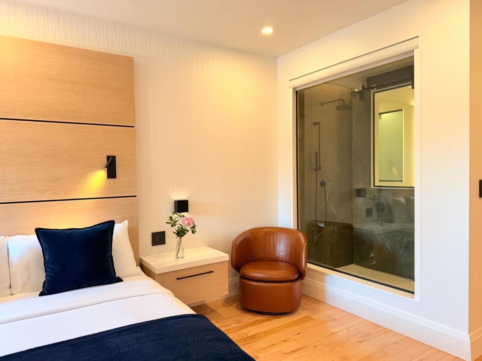 Cribs On Main Hotel Picton Buitenkant foto